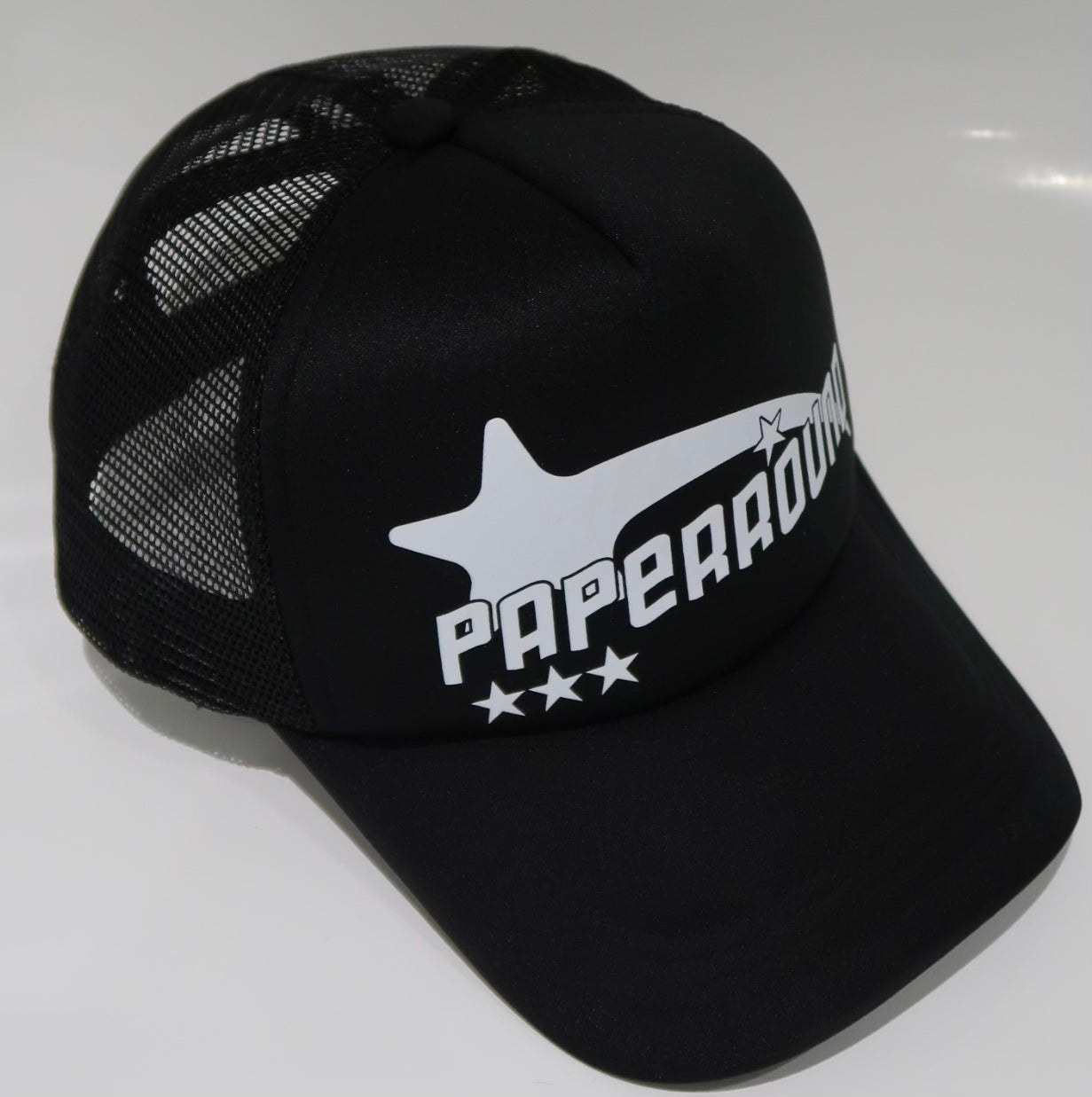 BLACK PRINTED TRUCKER HAT